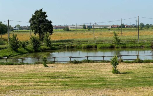 RIO SALICETO QUADRILOCA CON “GIARDINO” VISTA LAGO!