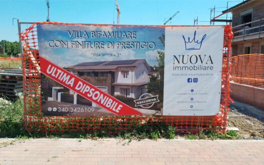 CARPI VILLA A SCHIERA IN BIFAMIGLIARE,  MORBIDINA