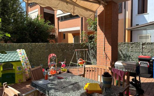 CARPI FRAZIONE FOSSOLI BELLISSIMO DUPLEX  CLASSE B