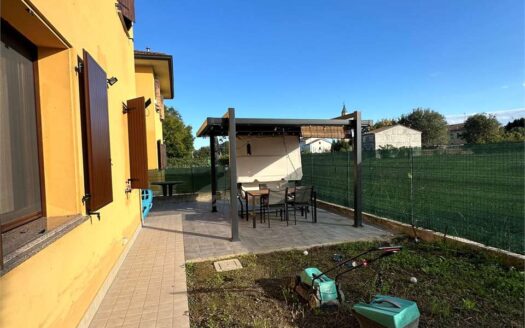 REGGIOLO IN ESCLUSIVA MERAVIGLIOSA  MAISONETTE!!!!