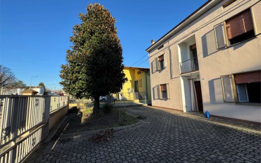 CAVEZZO “AFFARE” IN ESCLUSICA CASA SINGOLA