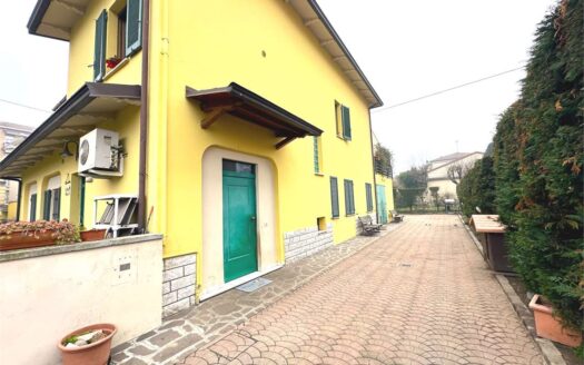 SOLIERA A DUE PASSI DAL CENTRO PORZIONE DI CASA!!!