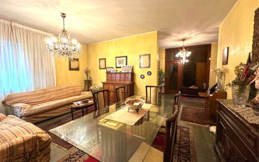 CARPI" ESCLUSIVA" VILLA A DUE PASSI DAL CENTRO !!!