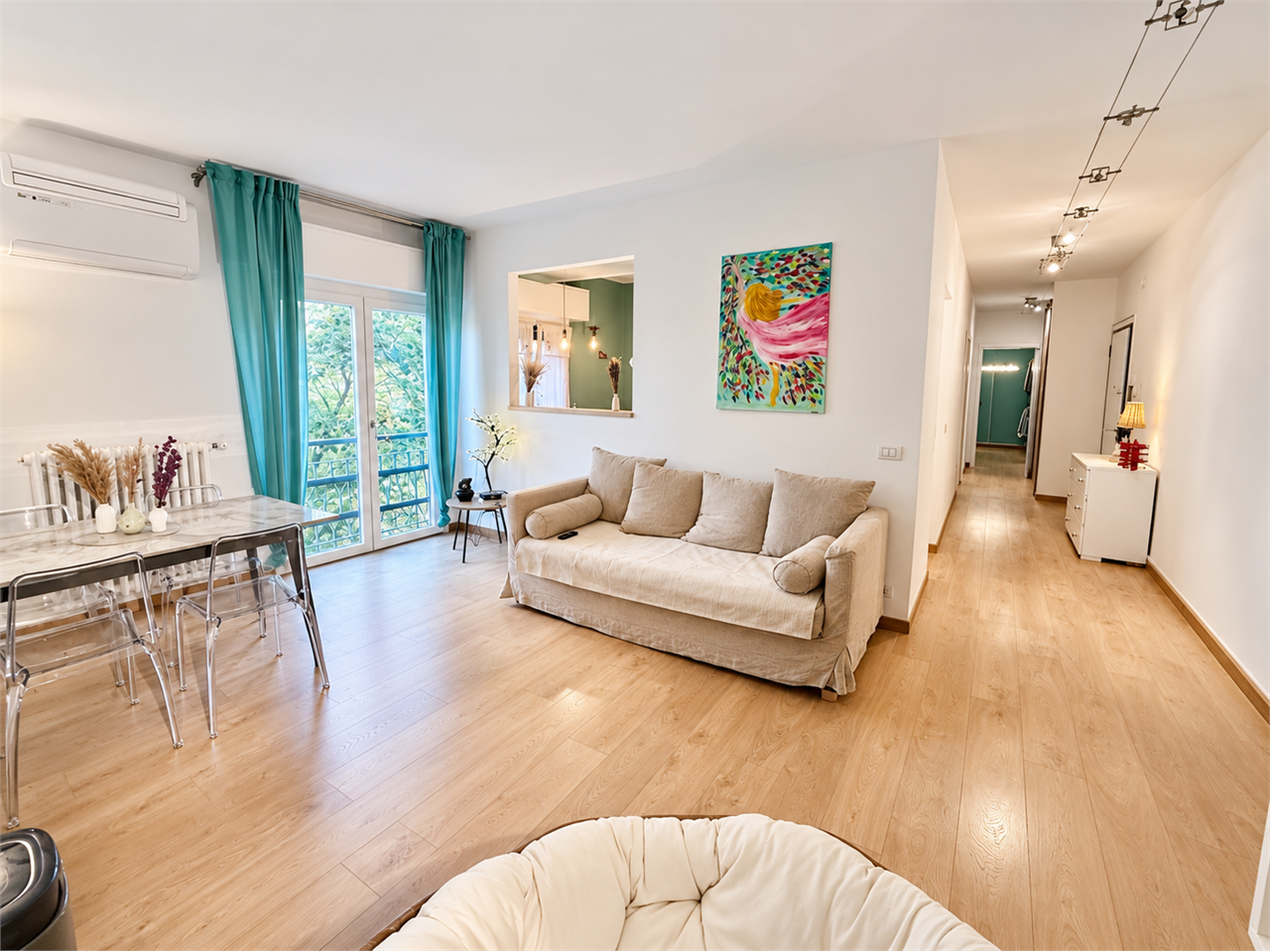 CARPI CENTRO – ELEGANTE TRILOCALE COMPLETAMENTE RISTRUTTURATO & ARREDATO IN CLASSE B
